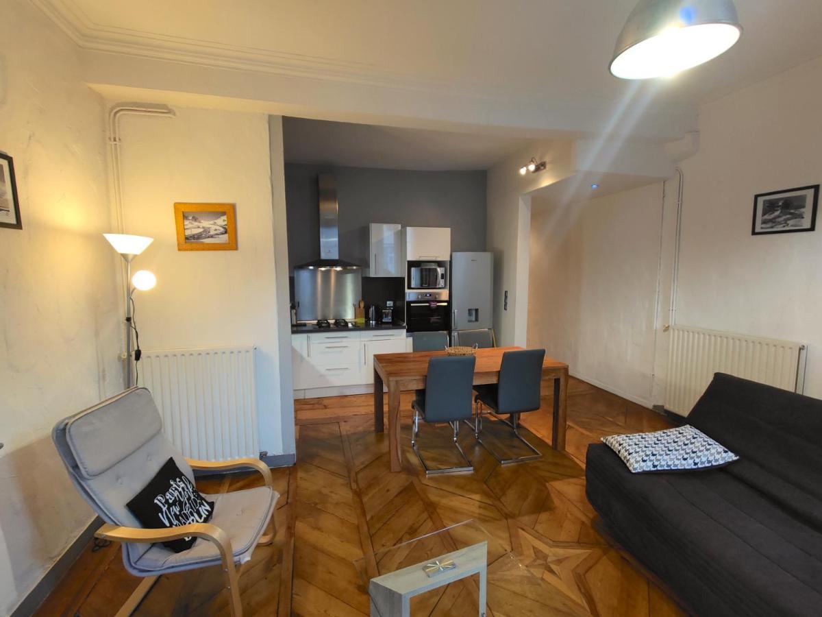 Appartement Centre-Ville Pour Sejour Et Cure Bagneres-de-Bigorre Bagian luar foto