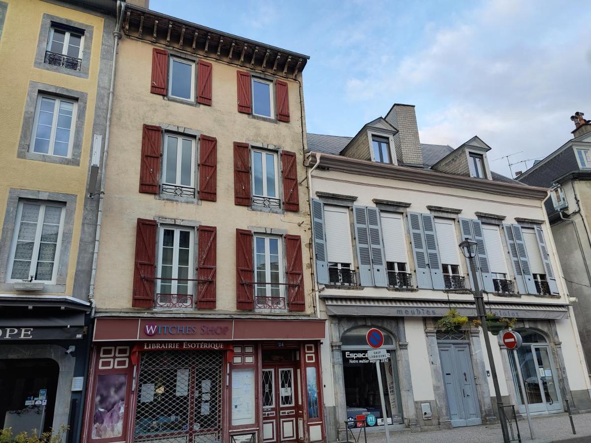 Appartement Centre-Ville Pour Sejour Et Cure Bagneres-de-Bigorre Bagian luar foto